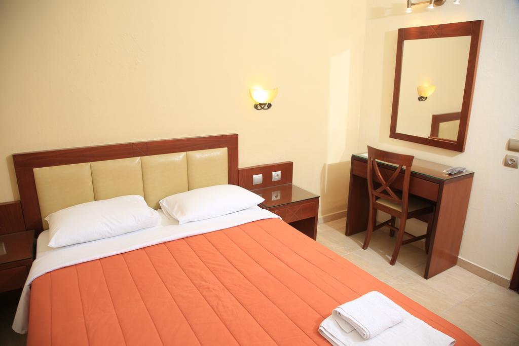 Hotel Zeus 阿菲托斯 外观 照片